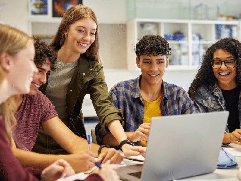High school secondary students in class. Join our School Immersion programme at Oxford International